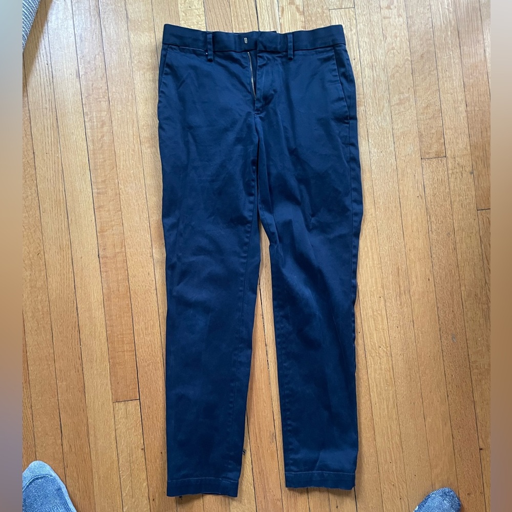 Banana republic athletic taper chino